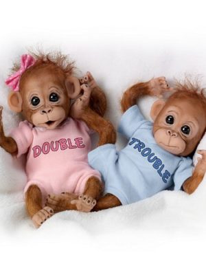 Twins-Clever-Monkey-doll-Kobe-and-Pablo Twins-Clever-Monkey-doll-Kobe-and-Pablo