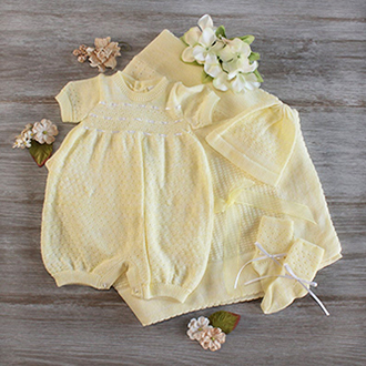 reborn-doll-clothing Dressing