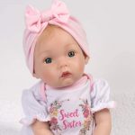 Paradise Galleries Realistic Baby Doll 8-Piece Reborn Doll Gift Set