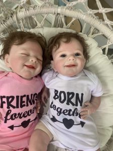 NPK Sweet Baby Doll Reborn Baby Twins Likfelike Soft Dolls