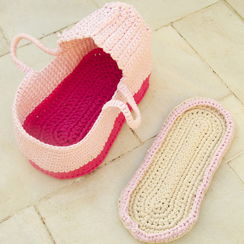 CROCHETED-DOLL-BASSINET-WITH-CHANGING-PAD CROCHETED DOLL BASSINET WITH CHANGING PAD
