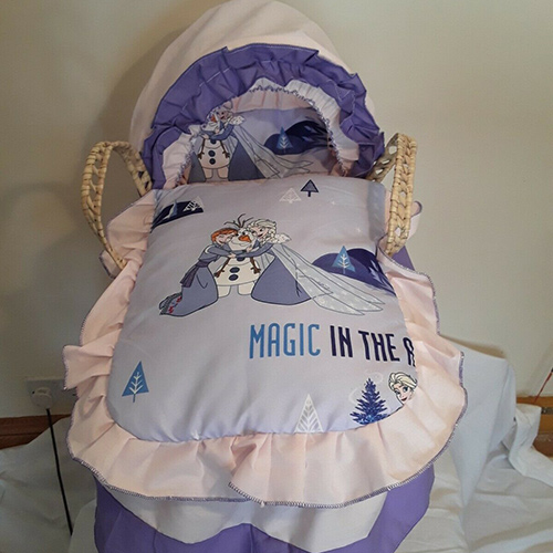 Disney-Frozen-Dolls-Moses-Basket2 4.Disney Frozen Dolls Moses Basket
